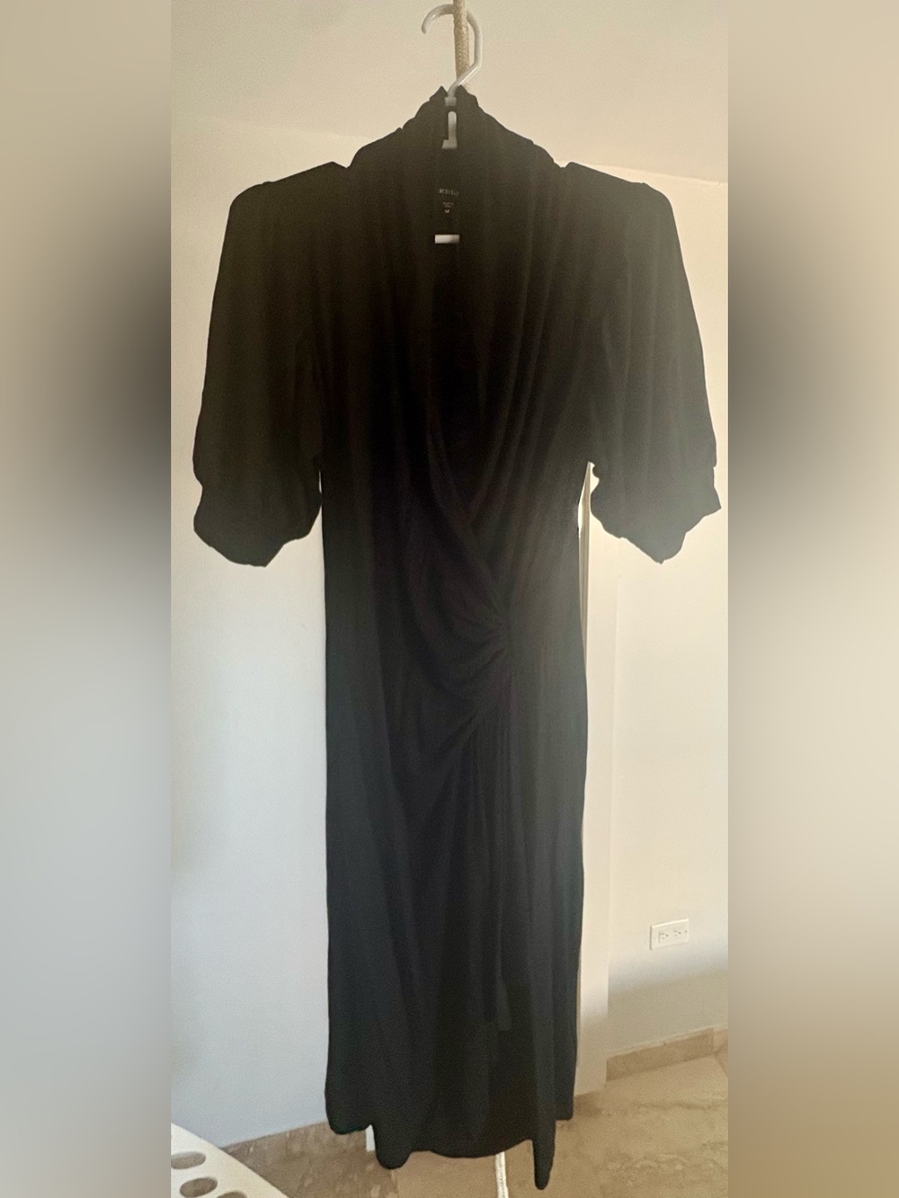 Karen Kane Black Puff Sleeve Wrap Midi Dress